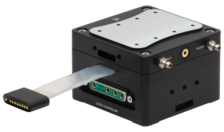 Thorlabs · 液体冷却式マウント、高熱負荷レーザーパッケージ用