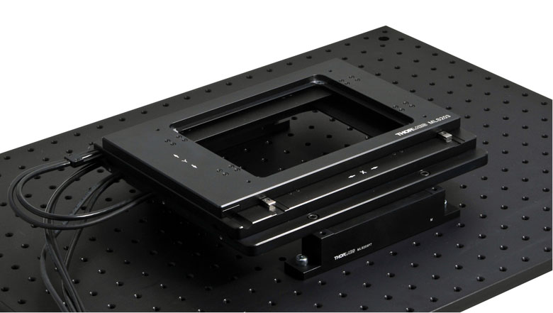 Thorlabs · 顕微鏡用XYZステージ