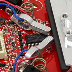 28 mm Linear Translation Stage with Resonant Piezoelectric Motors